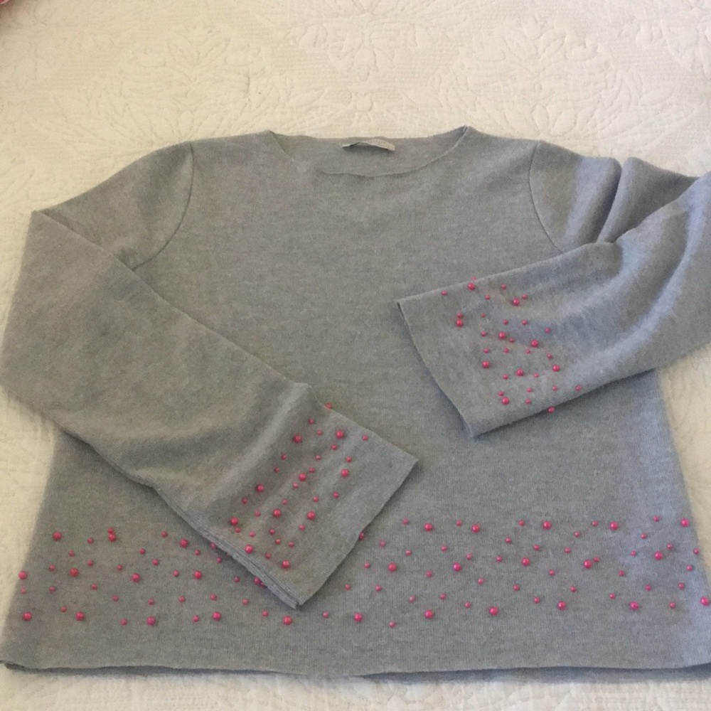 Zara | Gray Pink Pearl Bell Sleeve Sweater